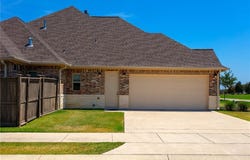 5015 Highline Drive, Bryan, TX 77802