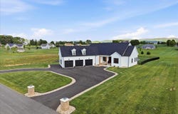 29 SUNDOWN DR, WAYNESBORO, VA 22980
