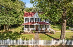 7321 WOLF RUN SHOALS RD, FAIRFAX STATION, VA 22039