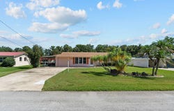 1630 Paradise Lane, Astor, FL 32102