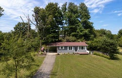 7087 Highway 151, Ava, IL 62907