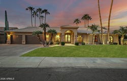 8678 E WINDROSE Drive, Scottsdale, AZ 85260