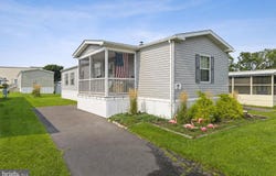 7 SPINNING WHEEL Lane, REHOBOTH BEACH, DE 19971