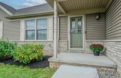 8 Nicholas Lane, Lancaster, NY 14086