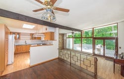 6 Mohawk Trl, Ringwood Boro, NJ 07456-2926