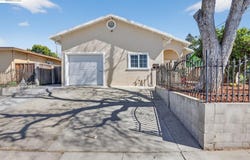 320 Monmouth Dr, Milpitas, CA 95035