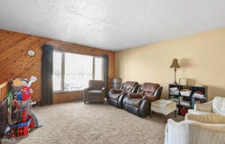 1807 8th Avenue East, Williston, ND 58801