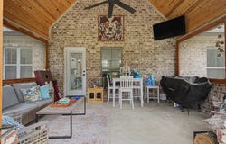 325 Foxfire Cove, Starkville, MS 39759