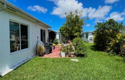 6800 NW 15th St, Margate, FL 33063