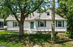 505 MONROE BAY Avenue, COLONIAL BEACH, VA 22443