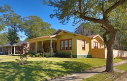 703 N SECOND AVENUE, LAUREL, MS 39440
