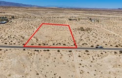 5200 Godwin Road, 29 Palms, CA 92277
