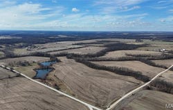 Pike 409, Bowling Green, MO 63334