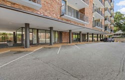 2195 POPLAR Ave, Memphis, TN 38104