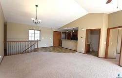 8901 W 32nd St, Sioux Falls, SD 57106