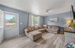14 Leisure Road, Eldon, MO 65026