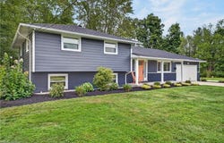35755 Solon Road, Solon, OH 44139