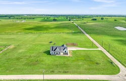 1553 South Road, Whitesboro, TX 76273