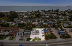 3048 Cabrillo HWY, HALF MOON BAY, CA 94019