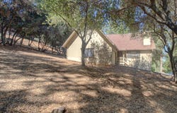 12856 Mueller Dr, Groveland, CA 95321