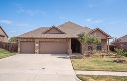 3448 Chloe Avenue, Krum, TX 76249