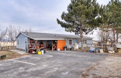1383 Puterbaugh Rd, Grandview, WA 98930