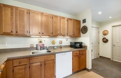 24 Cobblestone Ln 603, Gloucester, MA 01930