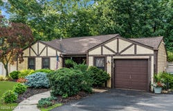 10 Concord Circle, Howell, NJ 07731