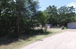 Mustang Dr, Mabank, TX 75156