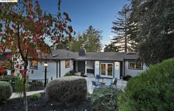 6773 Wilton Dr, Oakland, CA 94611