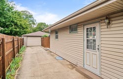 3042 Huffman Boulevard, ROCKFORD, IL 61103