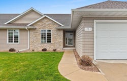 1743 REMINGTON RIDGE Way, DE PERE, WI 54115