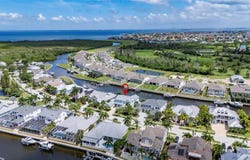 715 ISLEBAY Drive, APOLLO BEACH, FL 33572