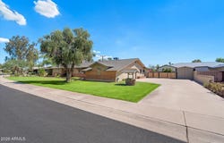 321 E Concorda Drive, Tempe, AZ 85282