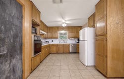 408 Chimney Hill Circle, Mansfield, TX 76063