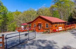 30 Sleepy Bear Ridge, Whittier, NC 28789