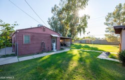 2250 W AUGUSTA Avenue, Phoenix, AZ 85021