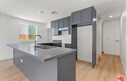 707 W 80th St, Los Angeles, CA 90044