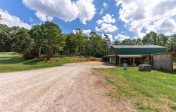400 Indian Hen Drive, GARRISON, TX 75946