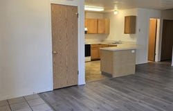 1886 W Idaho Ave, Ontario, OR 97914