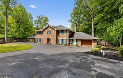 3901 LAKESIDE Court, DUNKIRK, MD 20754