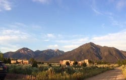 22 Del Norte, El Prado, NM 87529