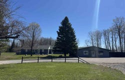 6990 N U.S. 31, Levering, MI 49755