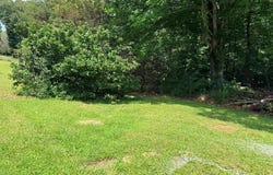1035 Star Point Rd, Jamestown, TN 38556