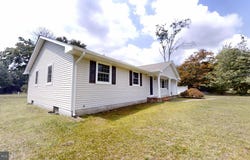3209 E CHESTNUT Avenue, VINELAND, NJ 08361
