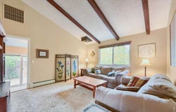 2542 Cambridge Dr, Longmont, CO 80503
