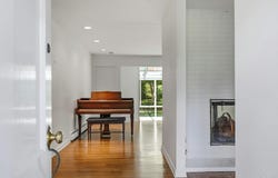 5 Libby Drive, Glen Cove, NY 11542