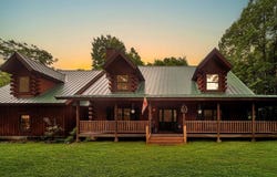 482 E Dover Road, Wardsboro, VT 05355