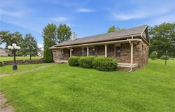321 E Chestnut Street, Rich Hill, MO 64779