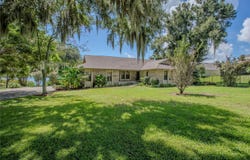 13 HERMOSA Drive, EUSTIS, FL 32726